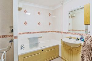 BATHROOM/WET ROOM- click for photo gallery